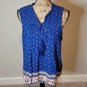 NWOT Rewind blue floral sleeveless top